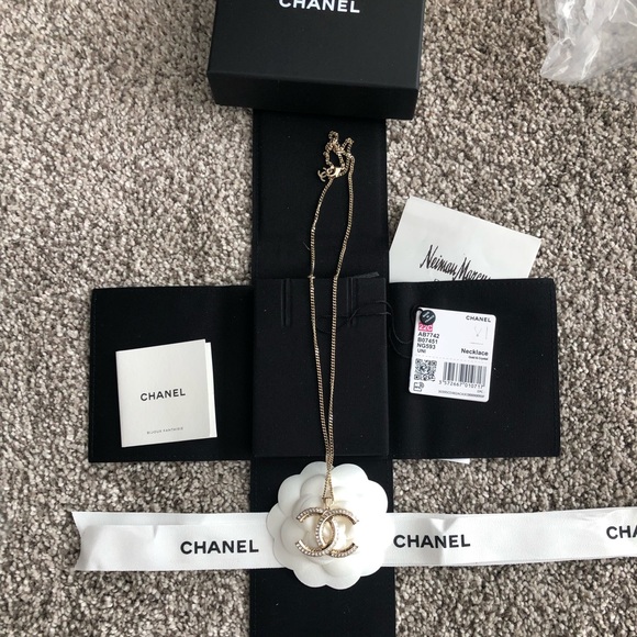 22c chanel collection